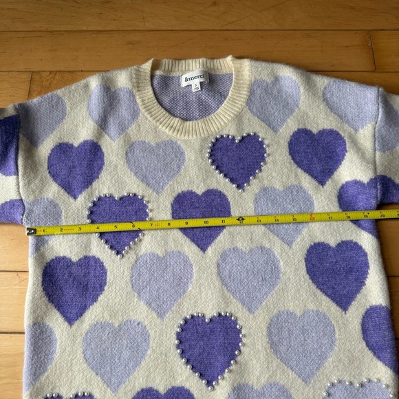 &merci Cream and Purple Hearts Pearls Long Sleeves Top Size Small Sweater - Picture 10 of 13